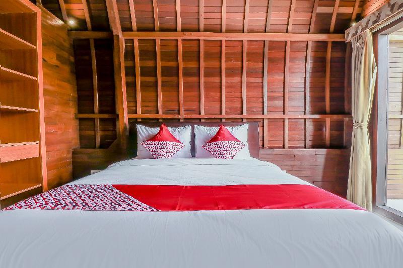 Sekar Arum Riverside Resort In Canggu Tanah Lot  Exterior photo